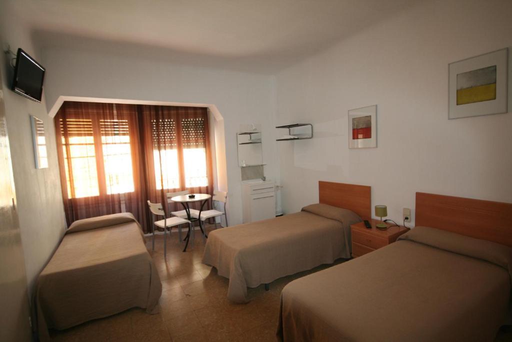 Hostal Juventus Портбоу Номер фото